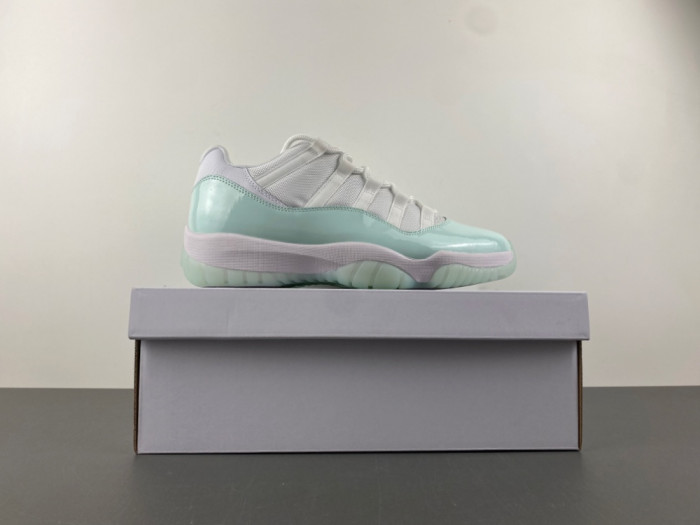 Air Jordan 11 Retro Low Igloo (Women