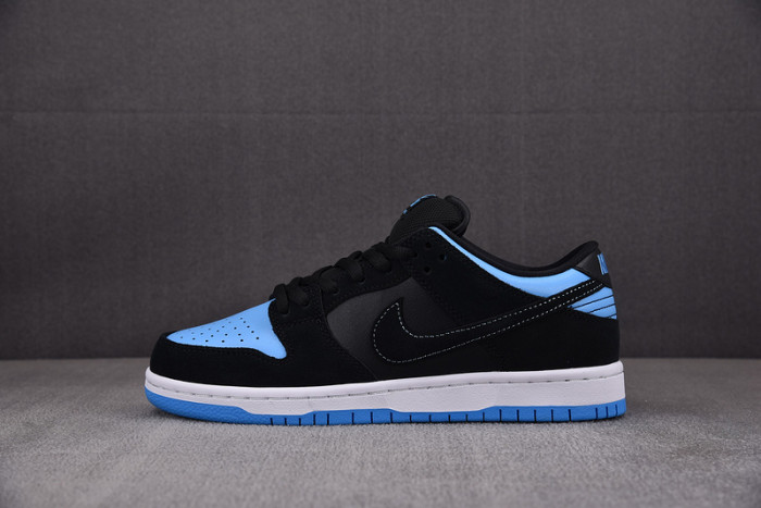 Nike Dunk SB Low“Sub Zero 304292-048