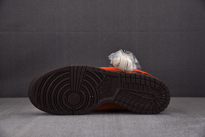 NIKE Dunk Low Pro SB “Reese Forbes” 304292-281