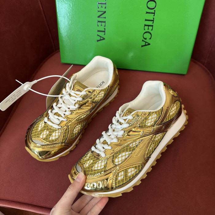 BV sneaker