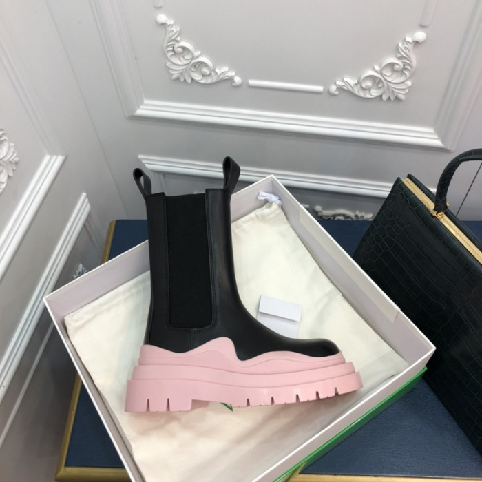 BV boots 022