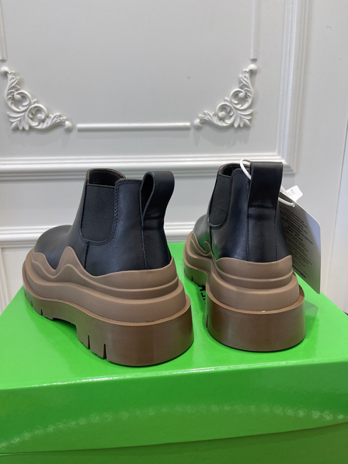 BV boots 035