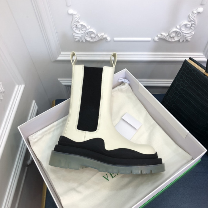 BV boots 032