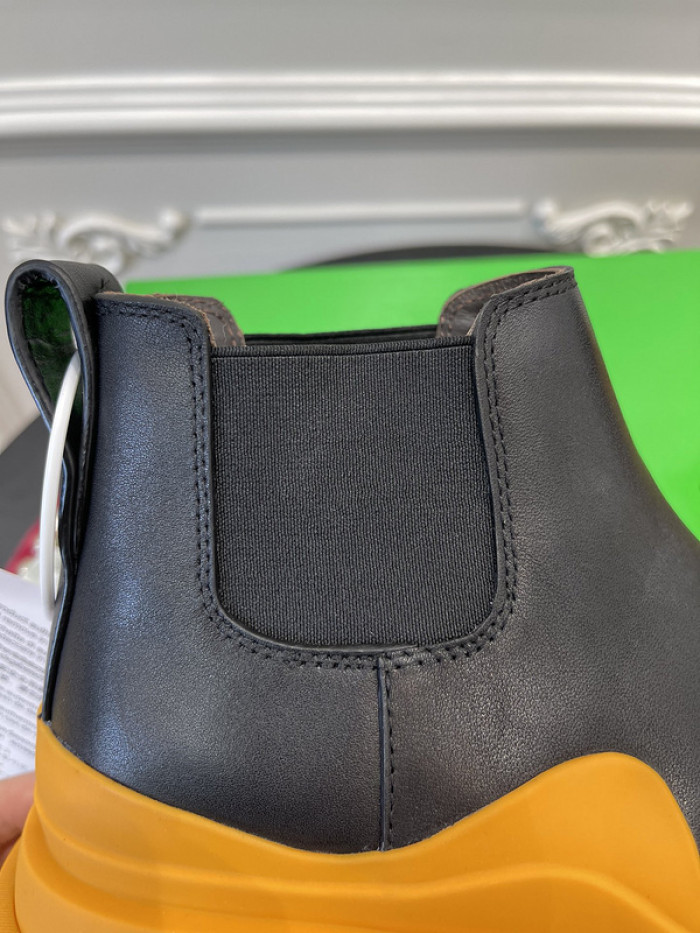 BV boots 021
