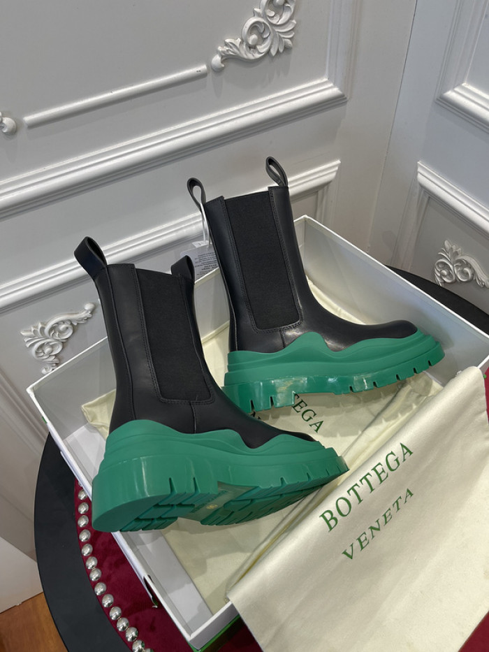 BV boots 027