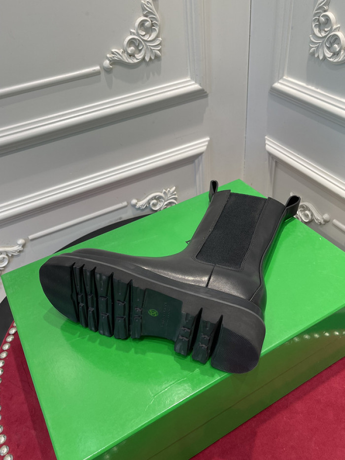 BV boots 004