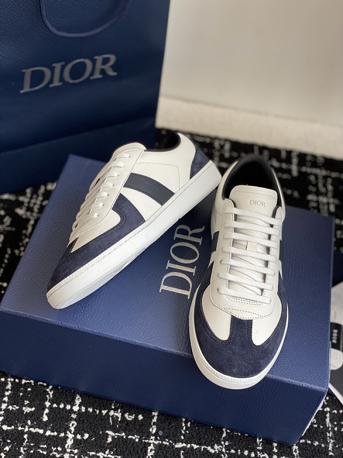 D10R SNEAKER