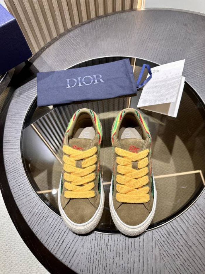 D10R SNEAKER