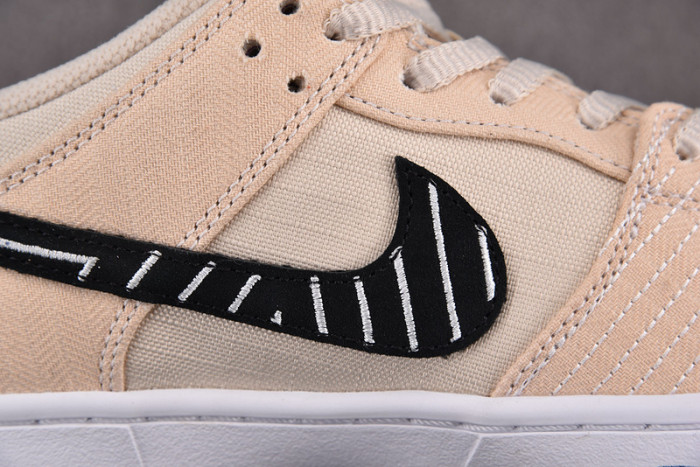 Albino & Preto x NIKE Dunk SB Low Pro QS “Pearl White” FD2627-300