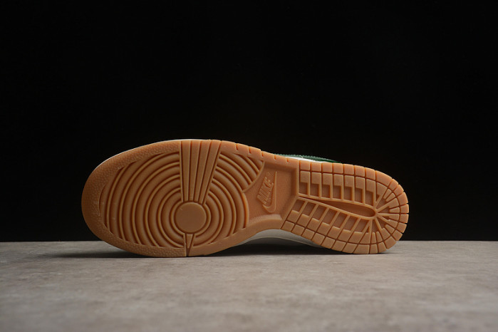 Nike Dunk Low LX WMNS Gorge Green FJ2260-002