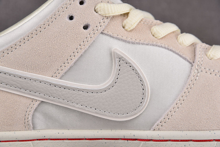 Nike SB Dunk Low Valentine