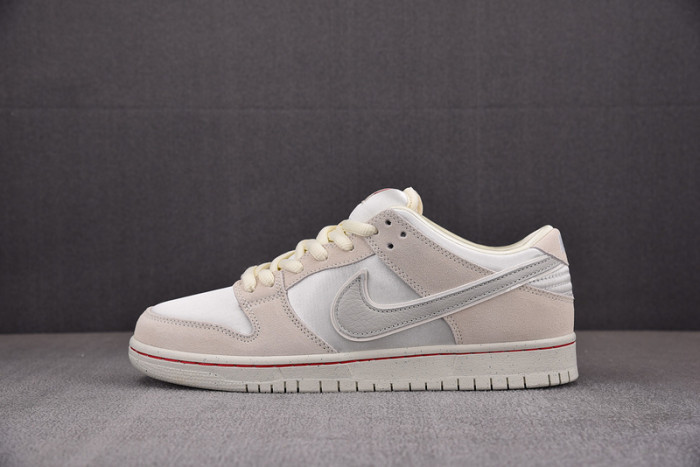 Nike SB Dunk Low Valentine''s Day “City Of Love” FZ5654-100