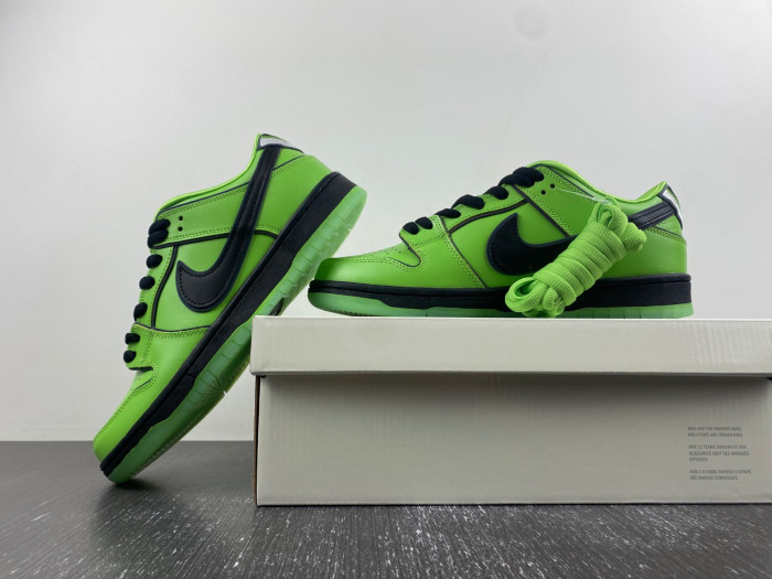 The Powerpuff Girls x Nike SB Dunk Low “Buttercup”FZ8319-300
