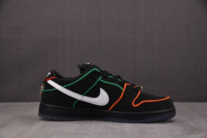 Nike SB Dunk Low Bronx Girls Skate HV1664-001