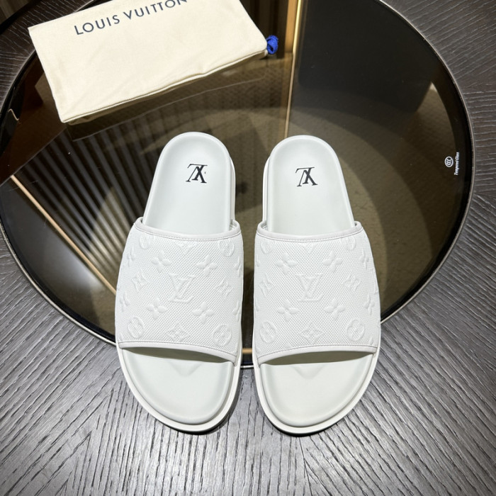 L0VT SANDAL