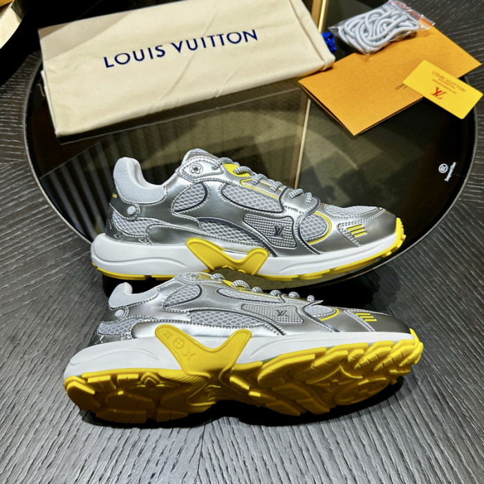 L0VT SNEAKER