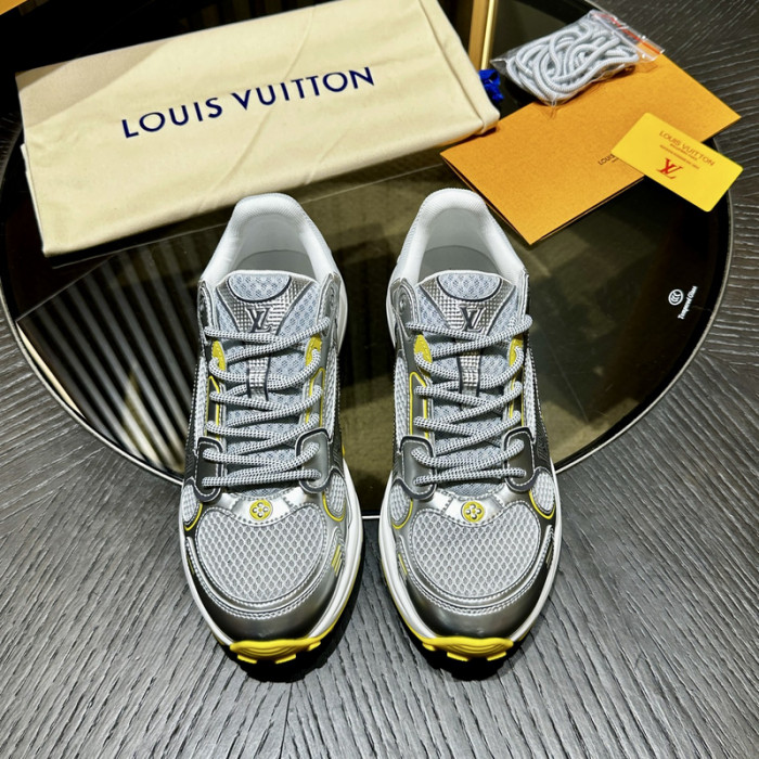 L0VT SNEAKER